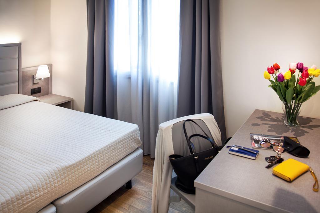 My Place Hotel ريميني المظهر الخارجي الصورة